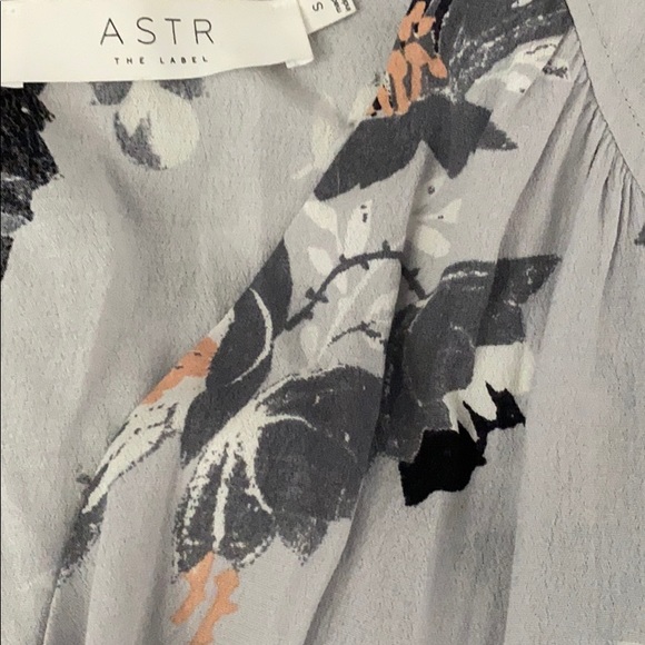ASTR - Romper size S - Picture 2 of 2